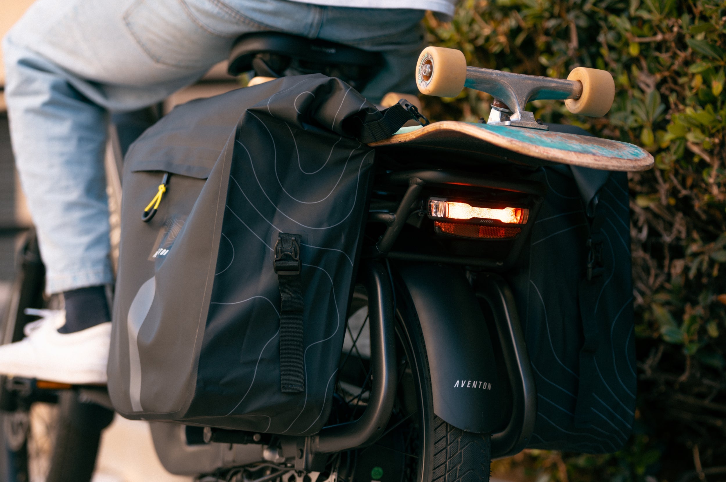 twin pannier SKUs: 30915-3517002